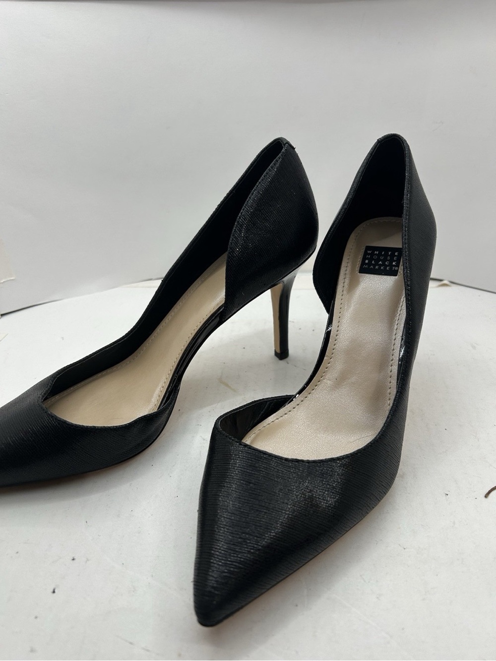 WHITE HOUSE BLACK MARKET Ella Black Wavy 3" Heel Pumps